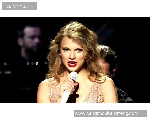 霉霉与足球明星的浪漫邂逅与情感波动解析