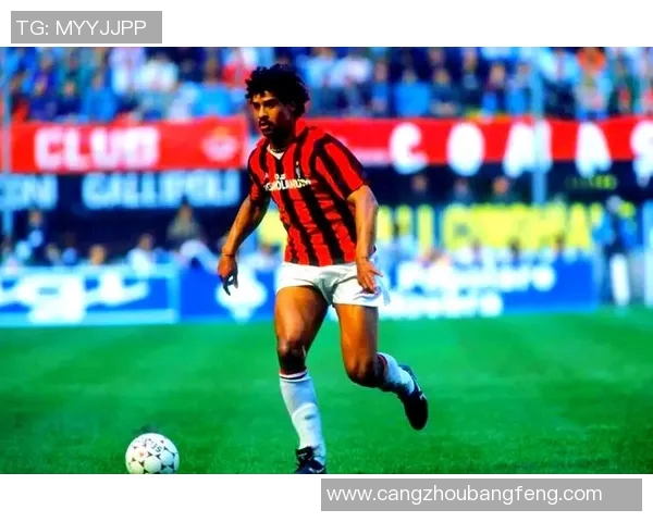 时光足球球星卡：回溯经典瞬间，见证传奇球员风采